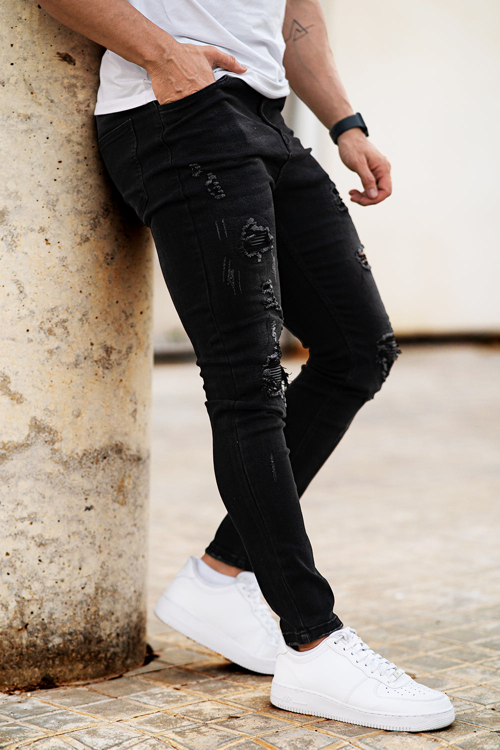 Men's Black Ripped Skinny Jean - High Stretch