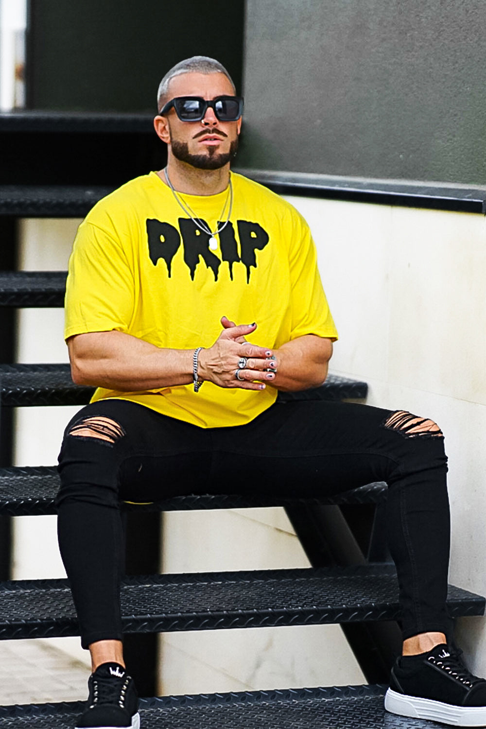 Men's Ripped Knee Skinny Jean